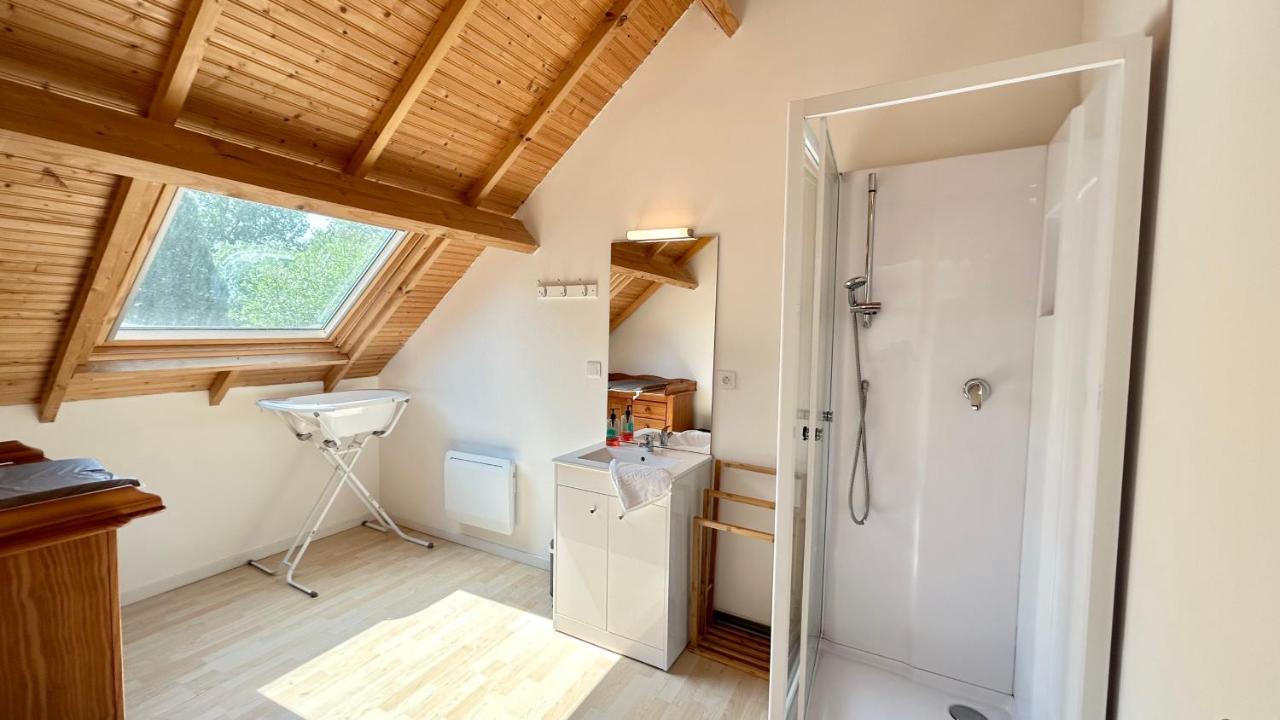 Chalet Avec Terrasse Sur Pilotis Vue Sur L'Etang Rue  Exterior photo